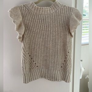 Universal Threads XS short sleeve sweater.